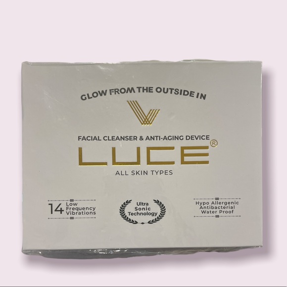 Luce180 Facial Cleansing and Anti-aging Device - Picture 3 of 3